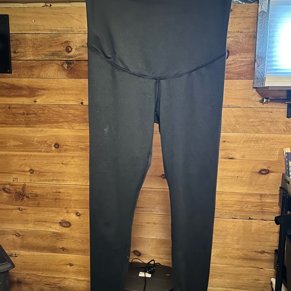 Everyday Black Over The Bump Maternity Legging